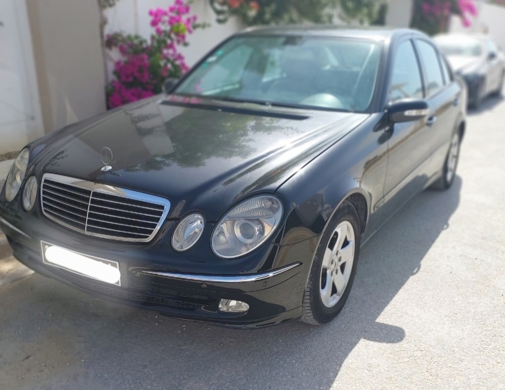 Mercedes E - Tunisie