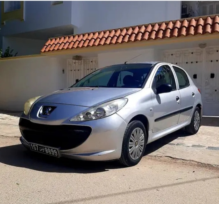 Peugeot 206+ - Tunisie