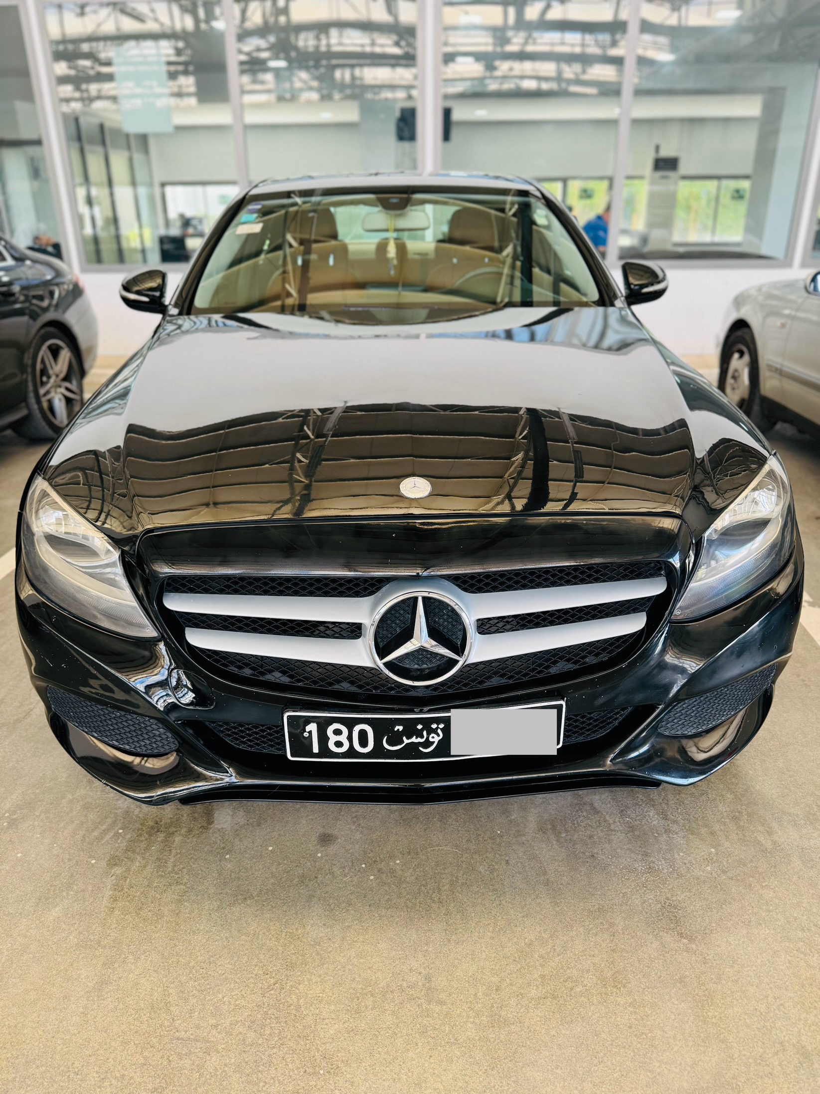 Mercedes C - Tunisie