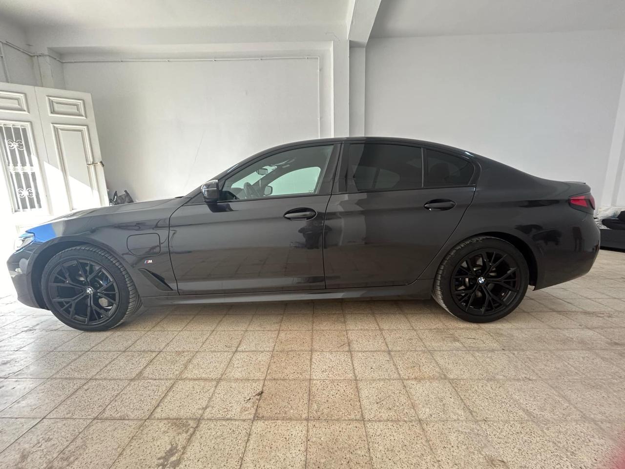 Bmw Serie 5 - Tunisie