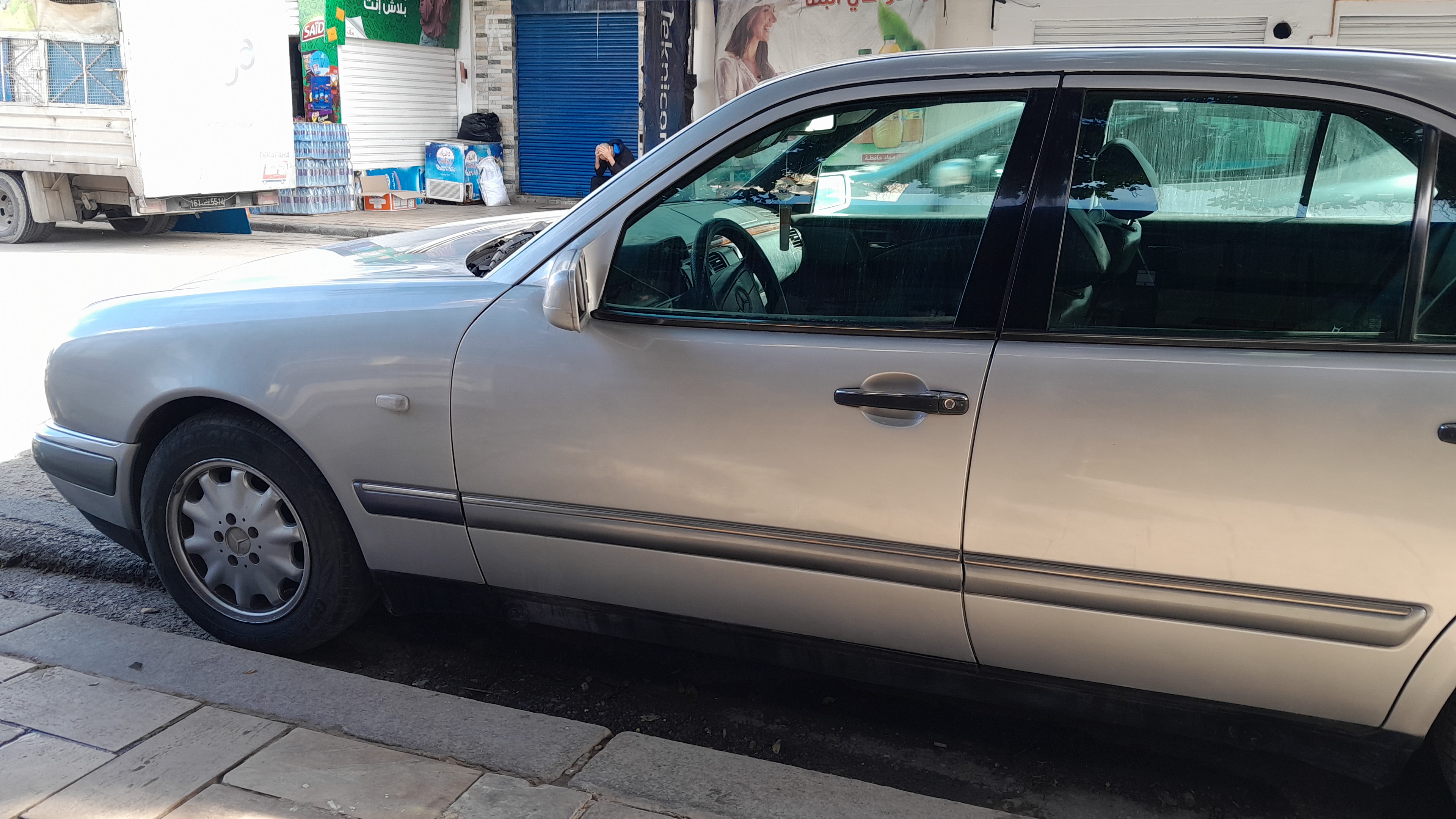 Mercedes E - Tunisie