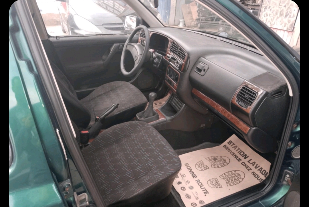 Volkswagen Golf 3 - Tunisie