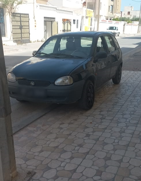 Opel Corsa - Tunisie
