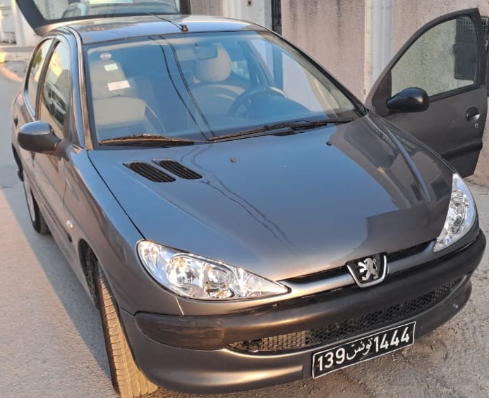 Peugeot 206 - Tunisie