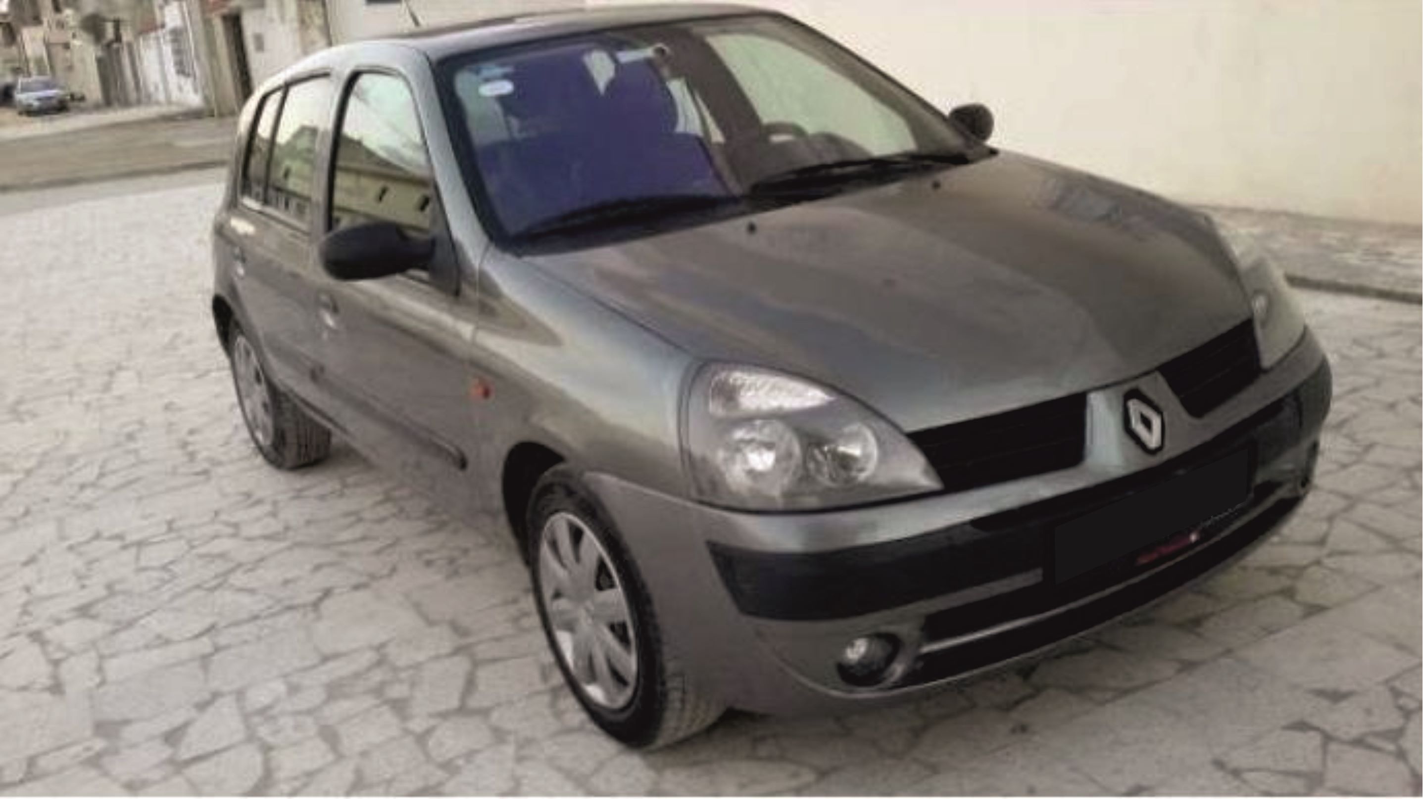 Renault Clio - Tunisie