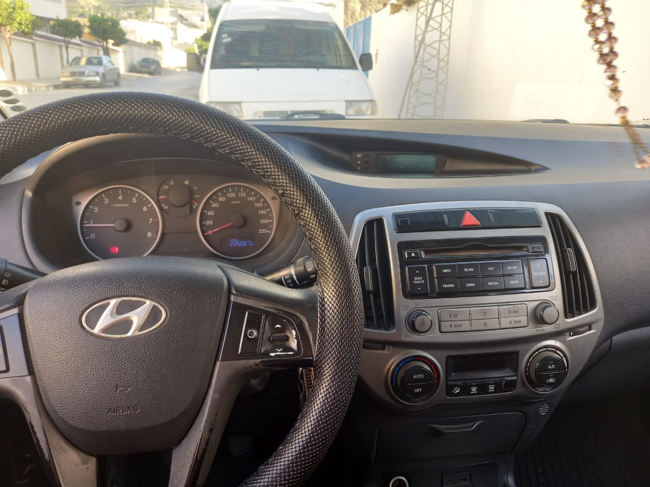 Hammam Lif Cite Ennouzha Hyundai Autre Modle Huyndai i20 model 2013