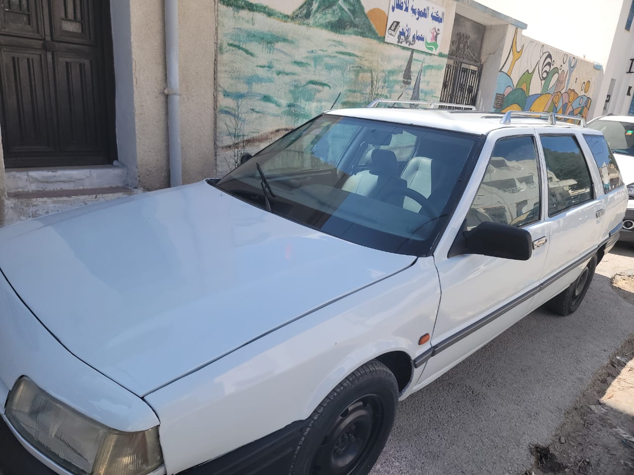 Hammam Lif Bou Kornine Renault R21 R21 nevada