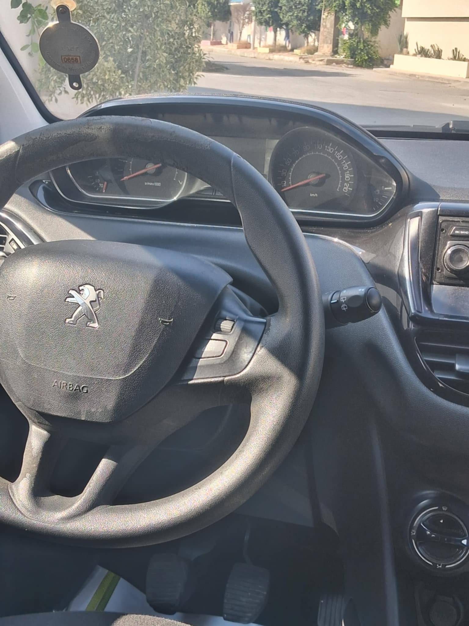 Ariana Ville Riadh Landlous Peugeot 208 Bonne occasion