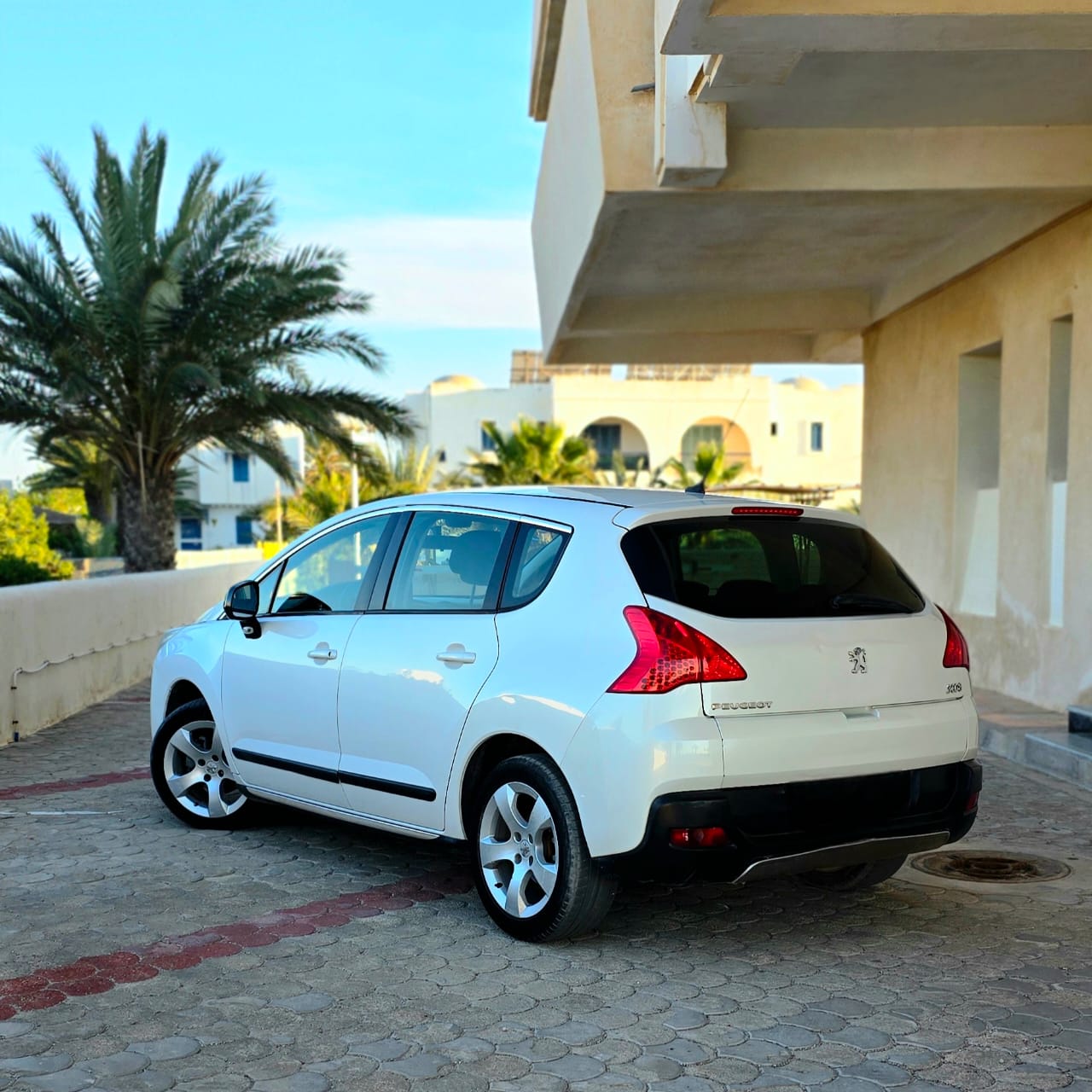 Hammamet Zone Hoteliere Peugeot 3008 Une belle 3008