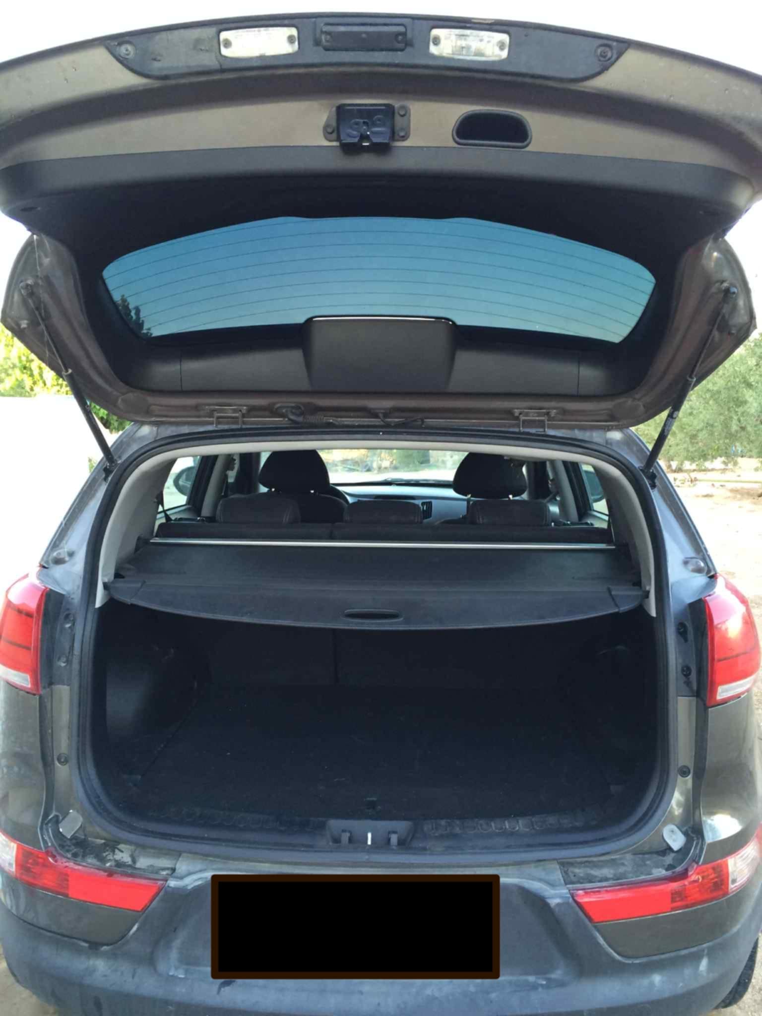 Oueslatia Oueslatia Kia Sportage Kia spotage