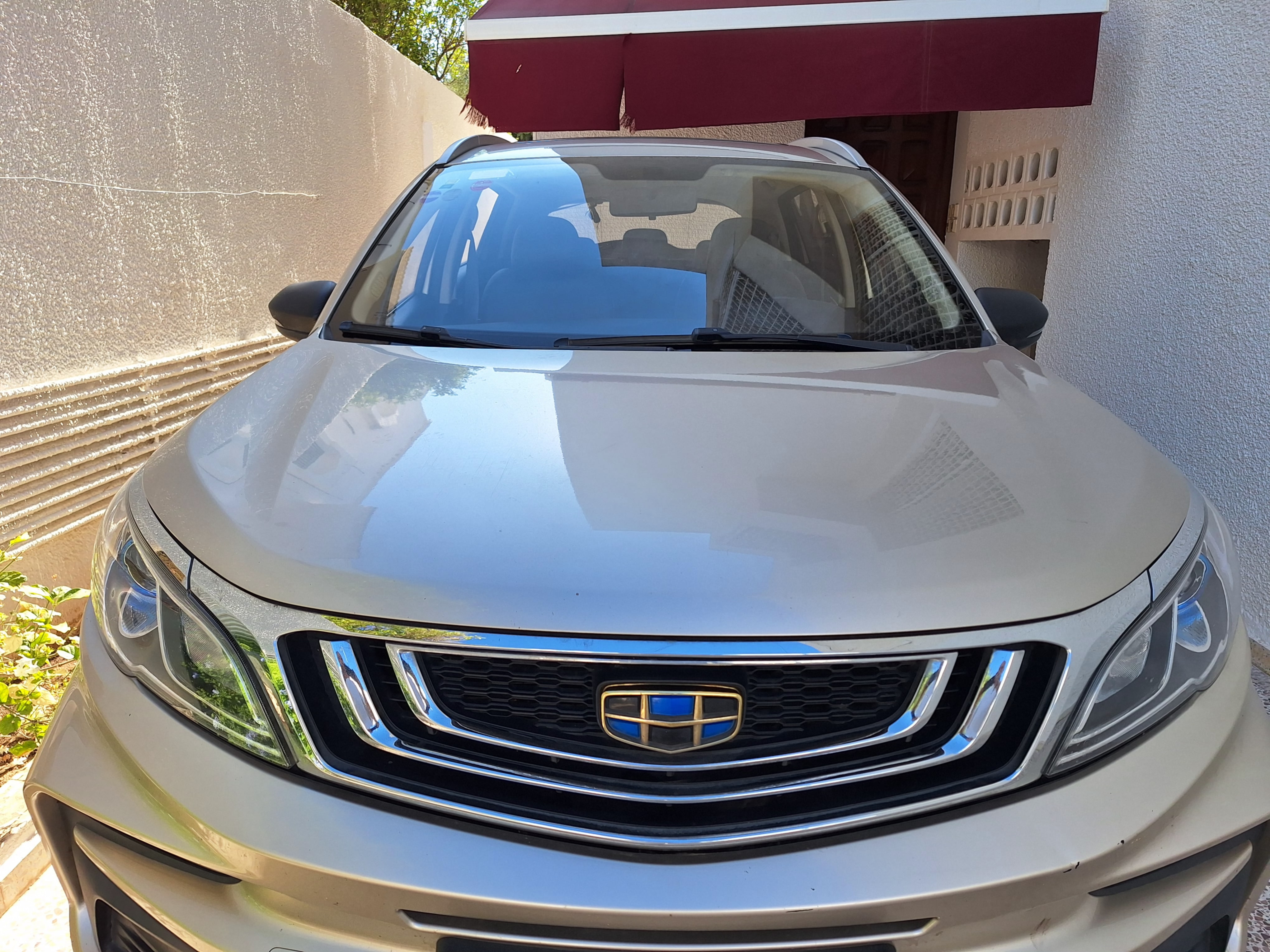 Ariana Ville El Menzah 7 Geely Geely Voiture geely tres  propre