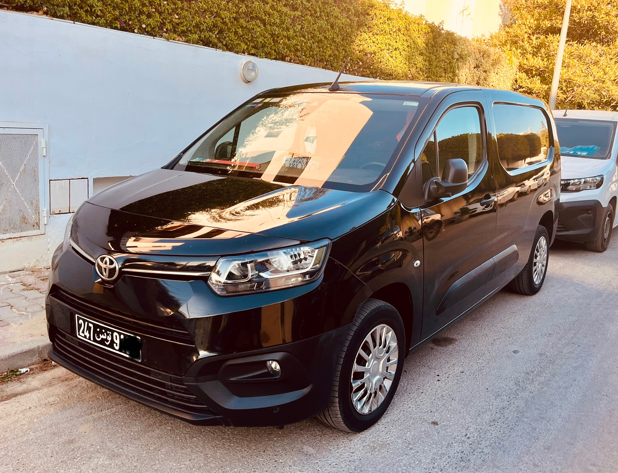 La Soukra Chotrana 1 Toyota Autre Modle Toyota proace city  commerciale 1re main