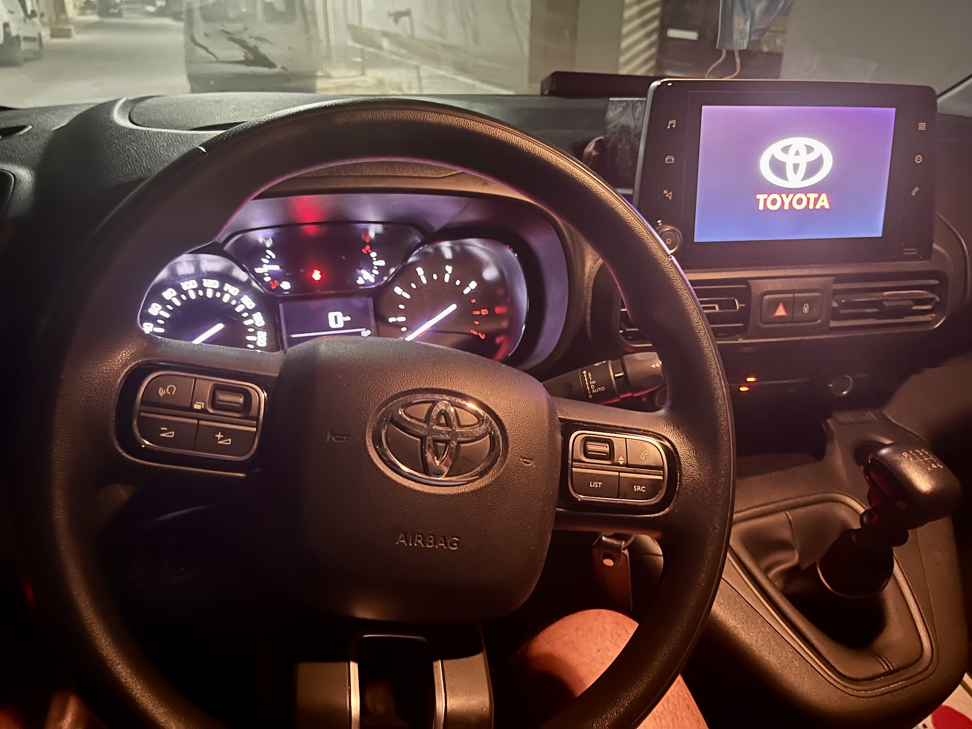 La Soukra Chotrana 1 Toyota Autre Modle Toyota proace city  commerciale 1re main