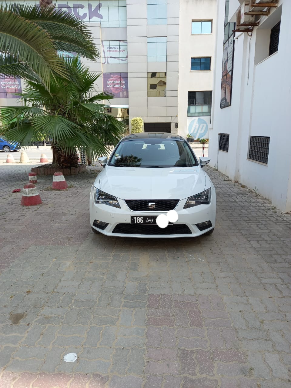 Ain Zaghouan Jardins de Carthage Seat Leon Seat leon tsi 2016 1 main