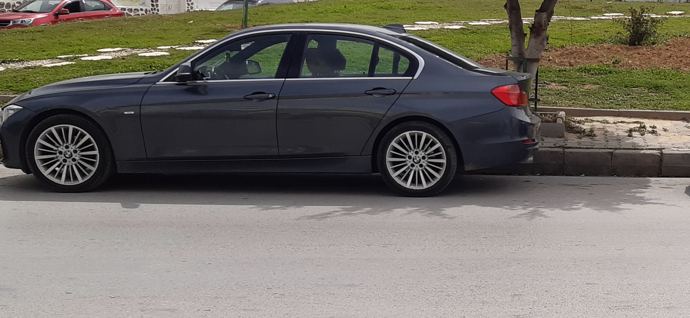 Bmw Serie 3 - Tunisie