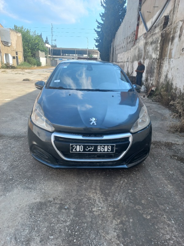 Megrine Megrine Peugeot 208 208 bonne occassion
