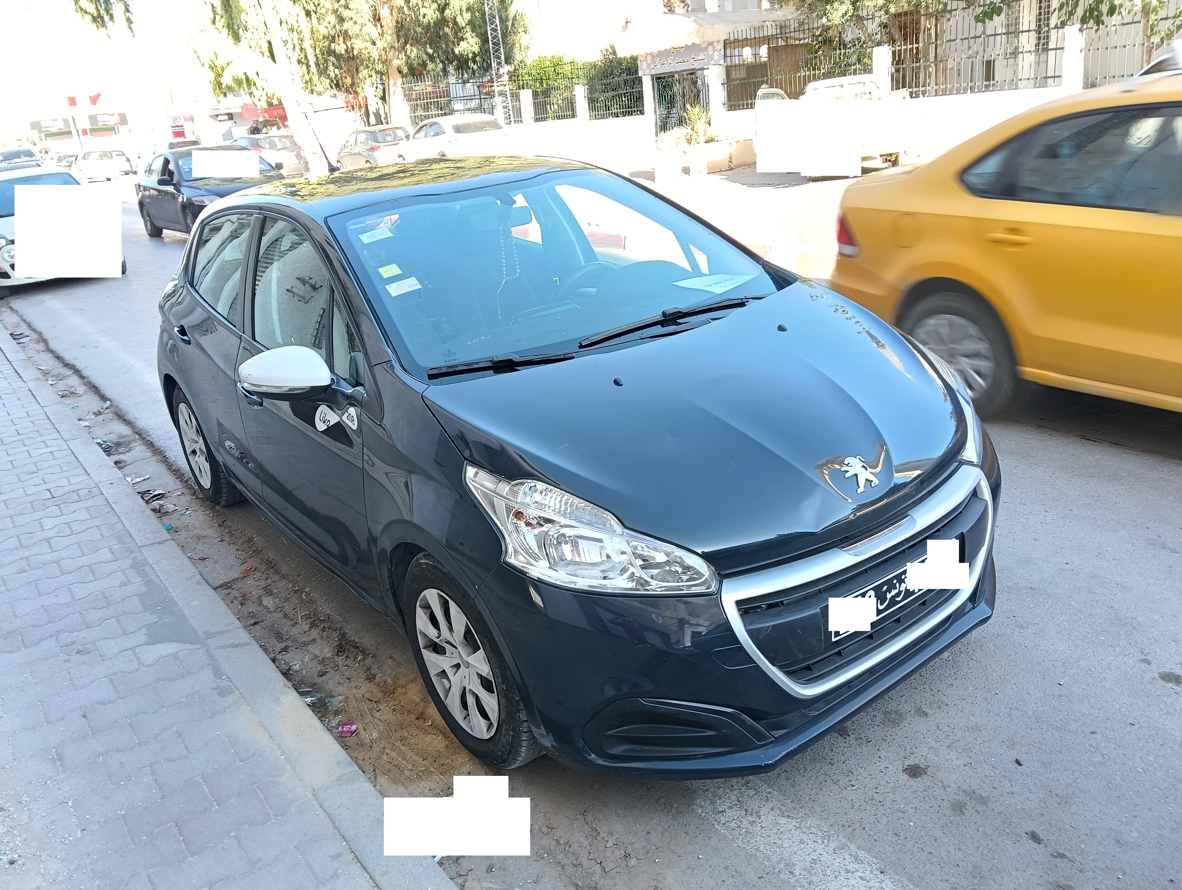 Raoued Cite El Ghazala 1 Peugeot 208 Voiture peugeot 208 1er main anne 2019