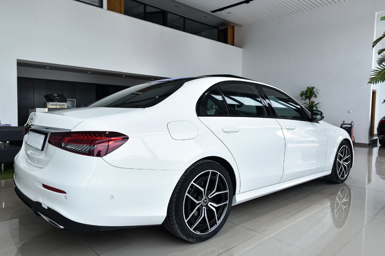 Mercedes E - Tunisie