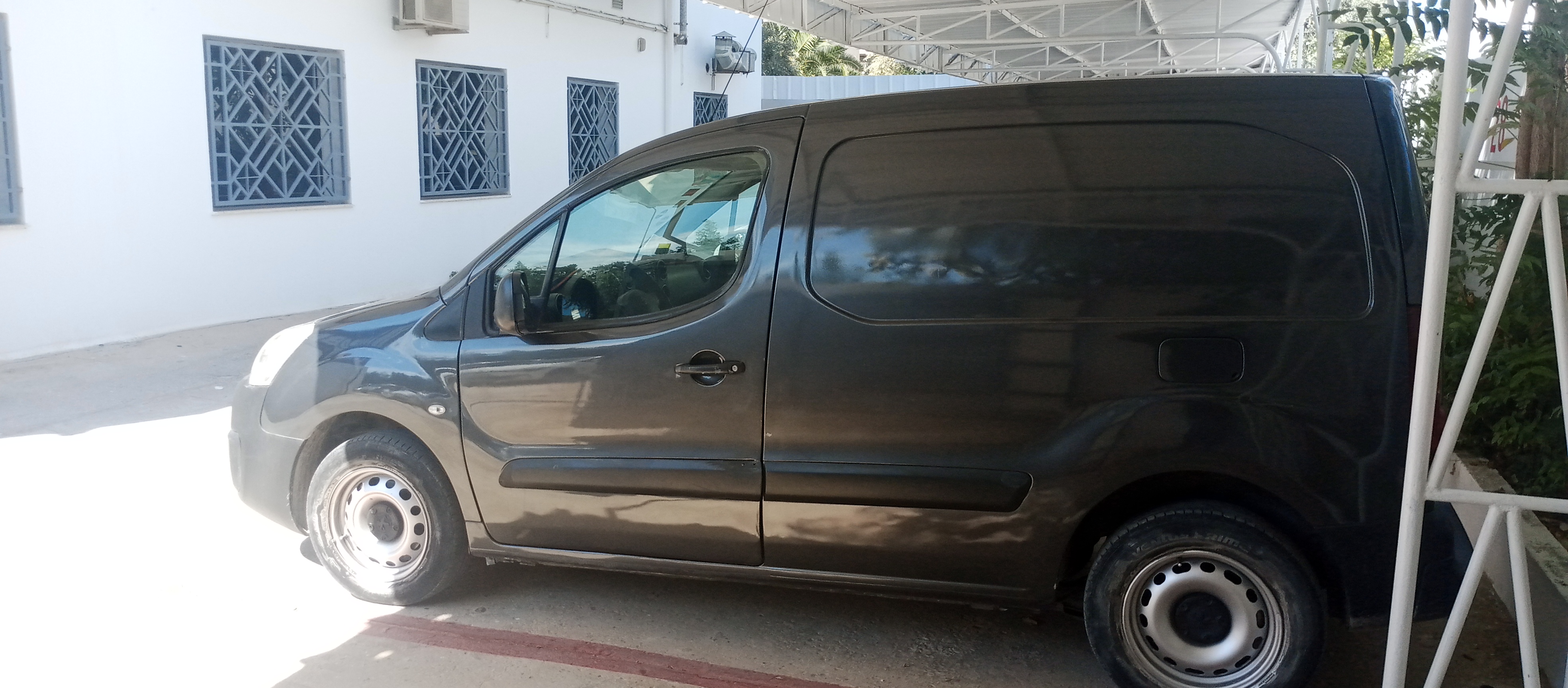 Peugeot Partner - Tunisie