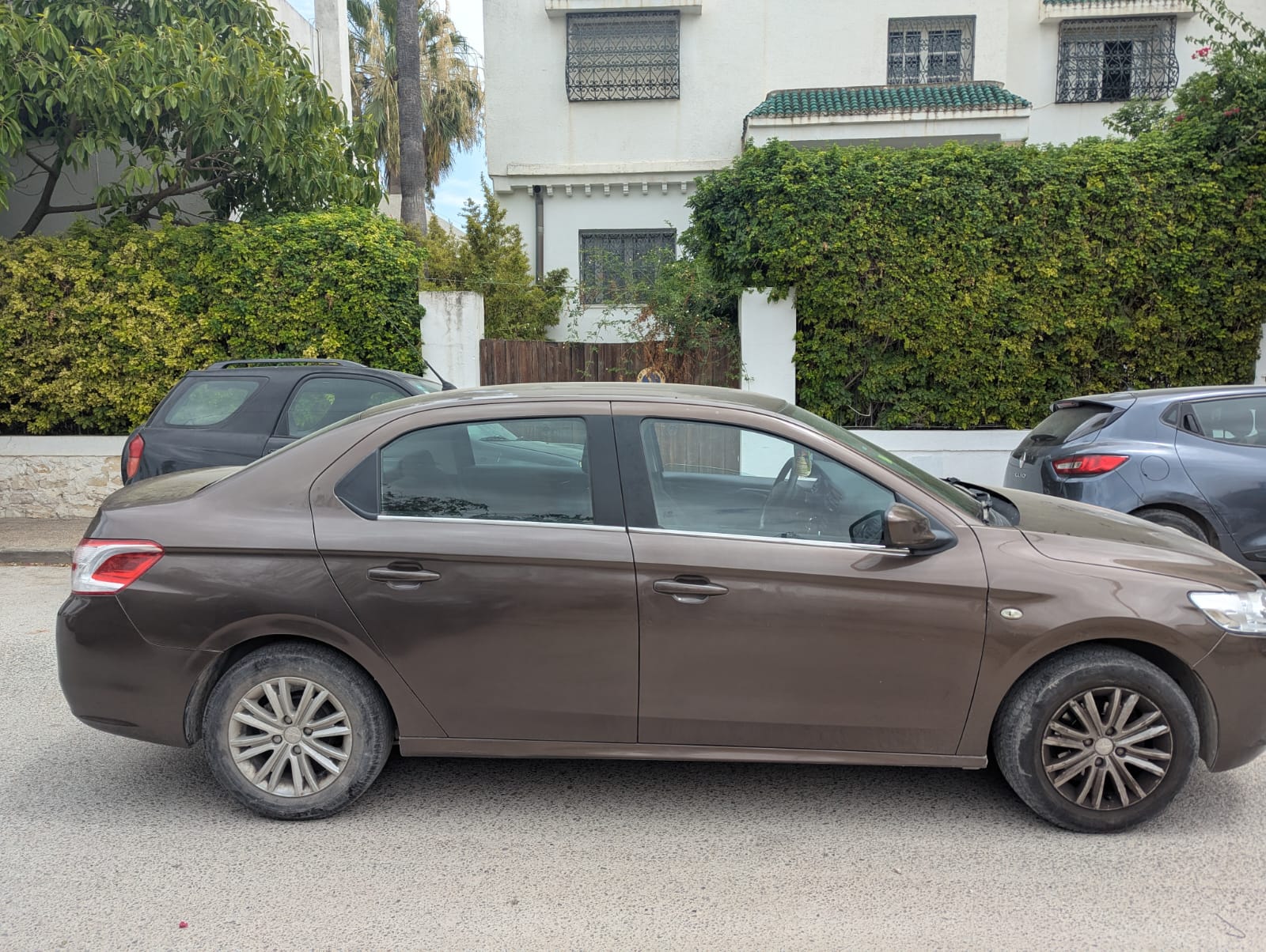 El Menzah Tunis Belvedere Peugeot Autre Modle Peugeot 301 essence  anne 2014