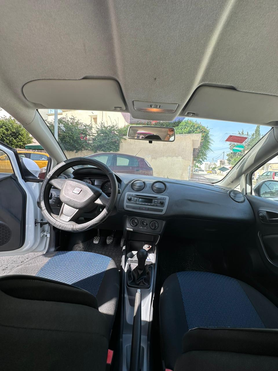 Ariana Ville Cite Ennouzha Seat Ibiza Seat ibiza annee 2013