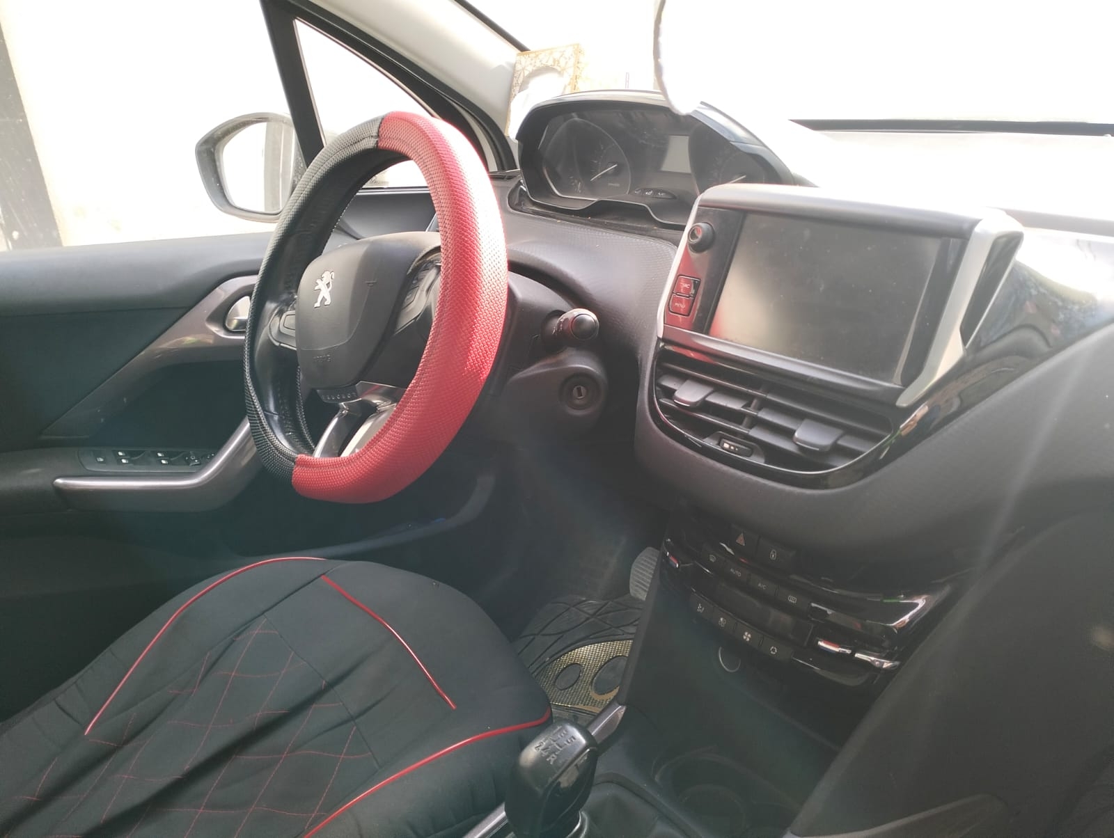 El Menzah El Menzah 9 Peugeot Autre Modle Peugeot 2008 toit cielo