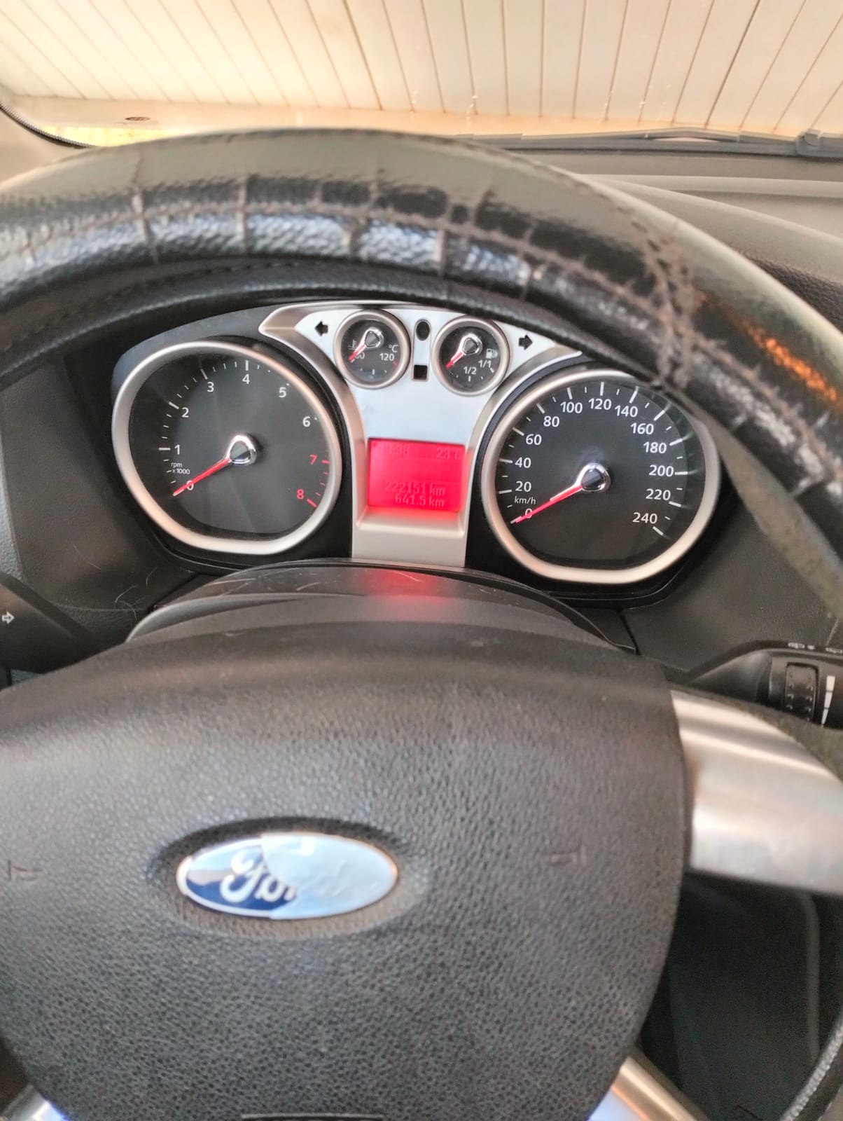 Mnihla Cite Ennasr Ford Focus Ford focus noir