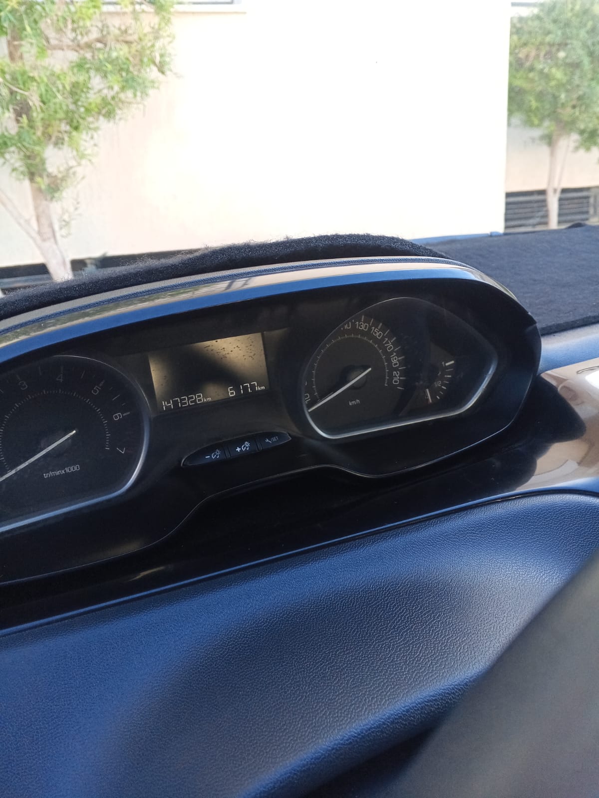 Mannouba La Mannouba Peugeot 208 Voiture peugeot tat neuf occasion  ne pas rater