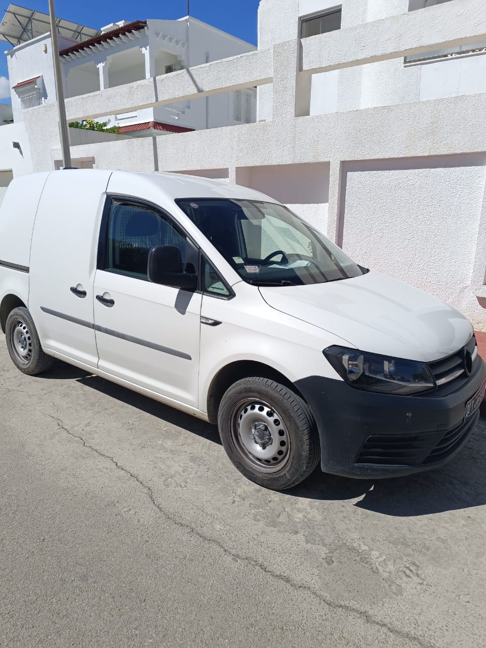 Ariana Ville Cite Ennasr 2 Volkswagen Caddy Caddy trs propre