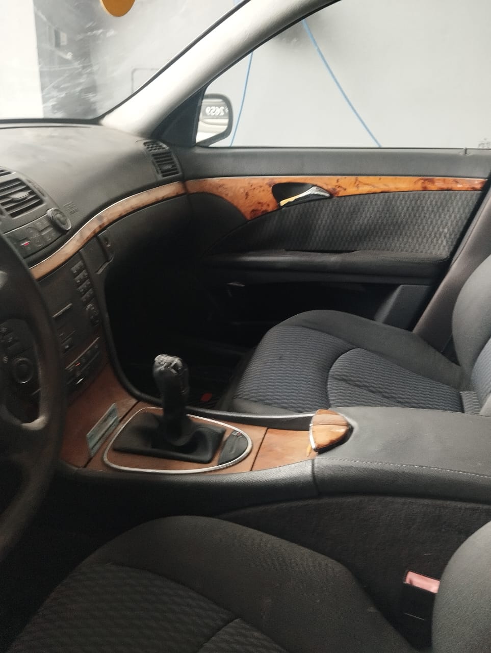 Gabes Medina Gabes Mercedes 220 Mercedes e220