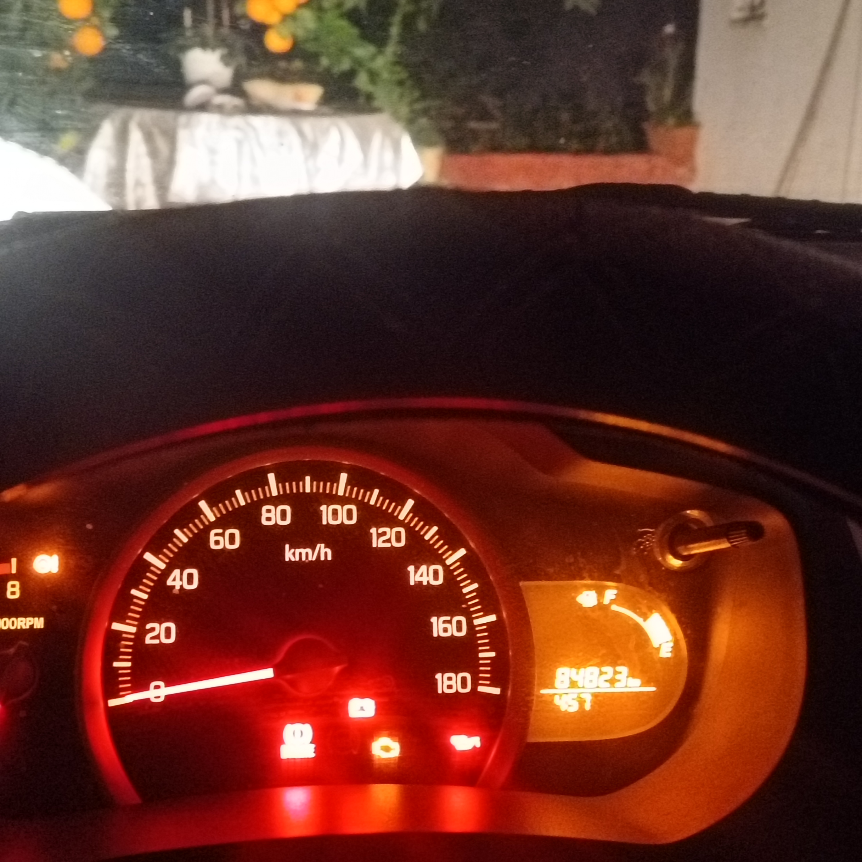 El Menzah&nbsp;Tunis Belvedere&nbsp;Suzuki&nbsp;Autre Mod�le&nbsp;Voiture tr�s bonne �tat