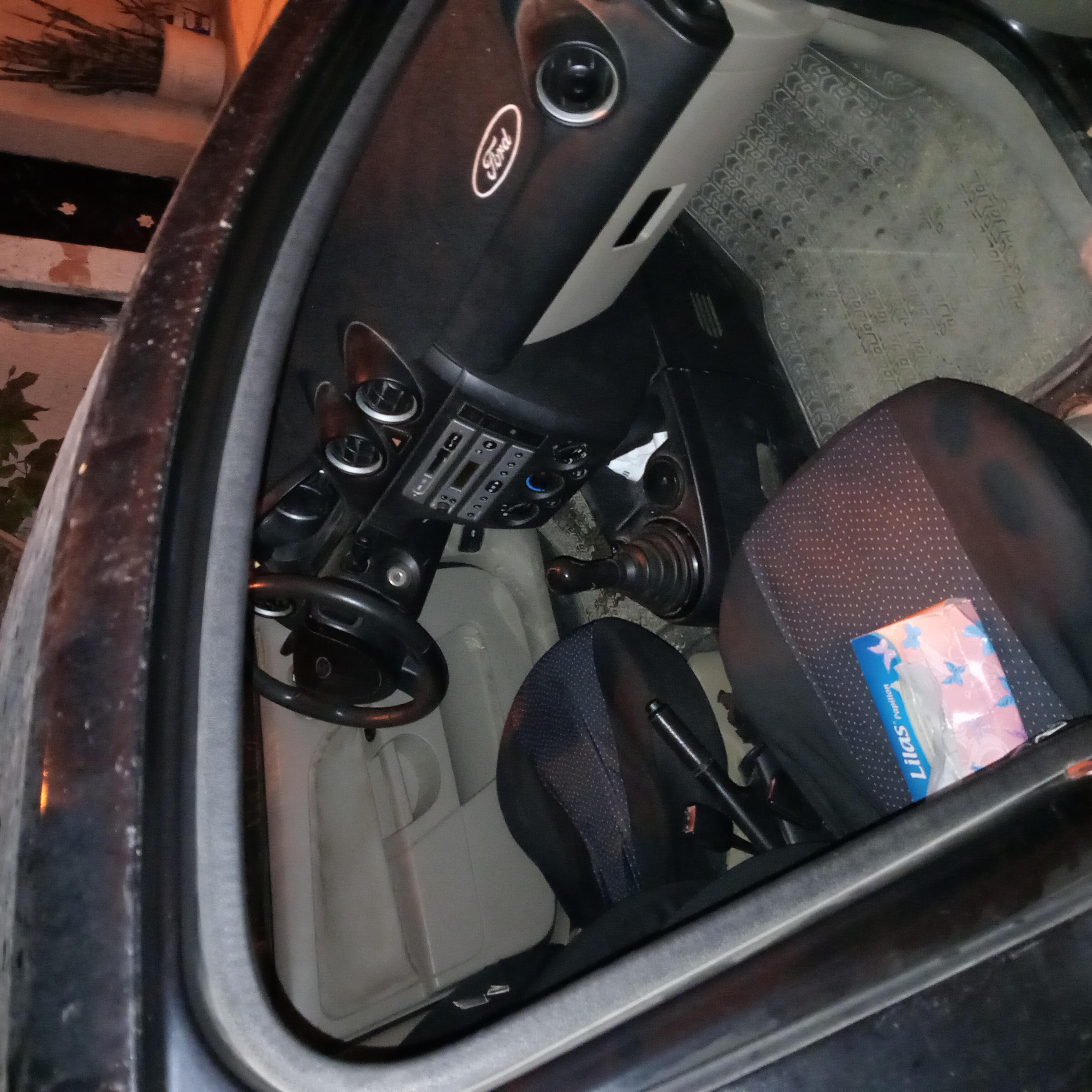 La Marsa&nbsp;Cite El Ouns&nbsp;Ford&nbsp;Fiesta&nbsp;Ford fiesta 2005