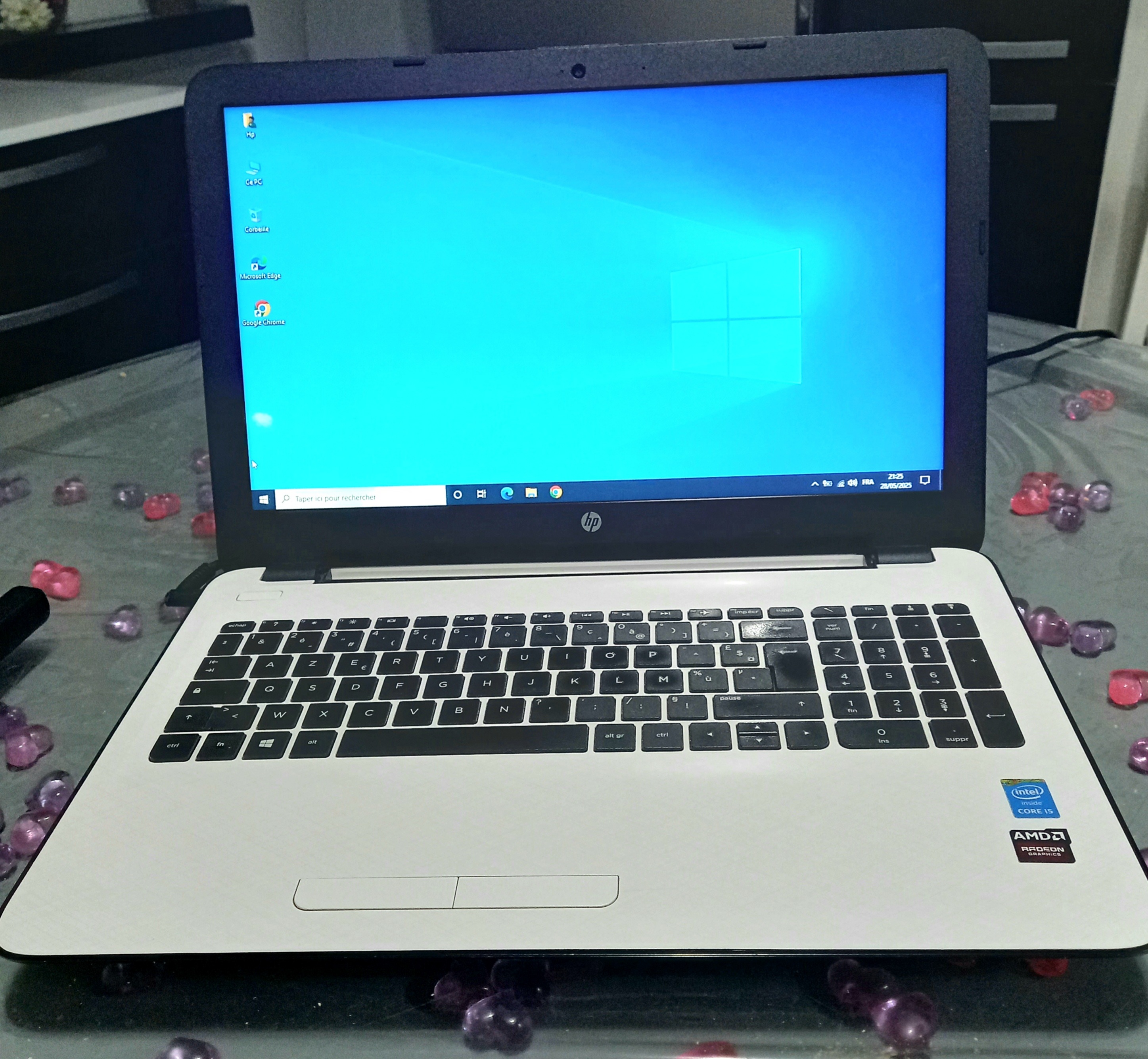 El Menzah El Menzah 9 HP  / Compaq Autre Ordinateur hp trs bon tat