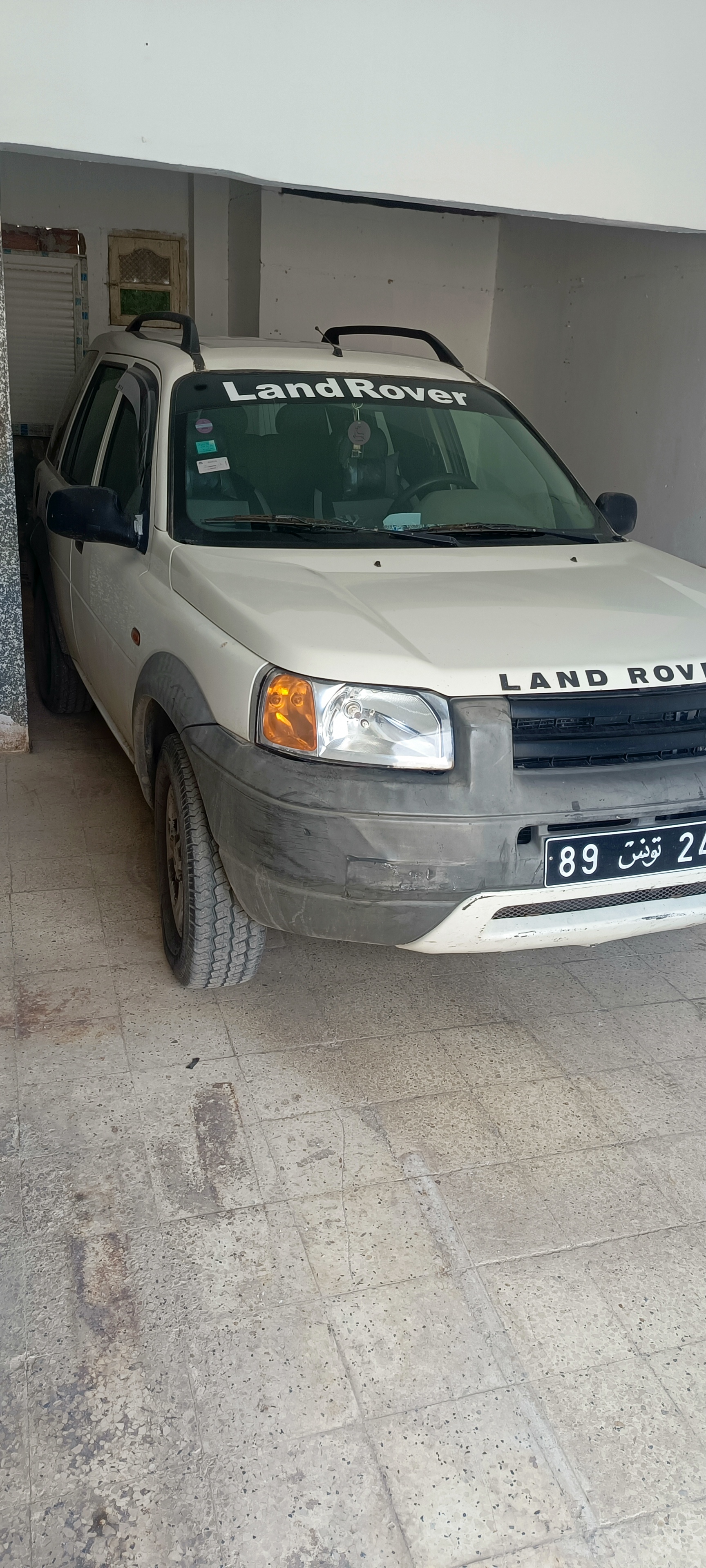 Monastir Cite El Farik Land-Rover Freelander Land rover