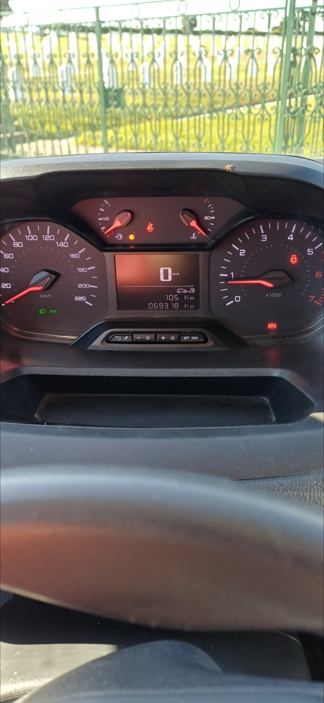 El Alia&nbsp;Cite Independance&nbsp;Peugeot&nbsp;Partner&nbsp;Peugeot partner k9