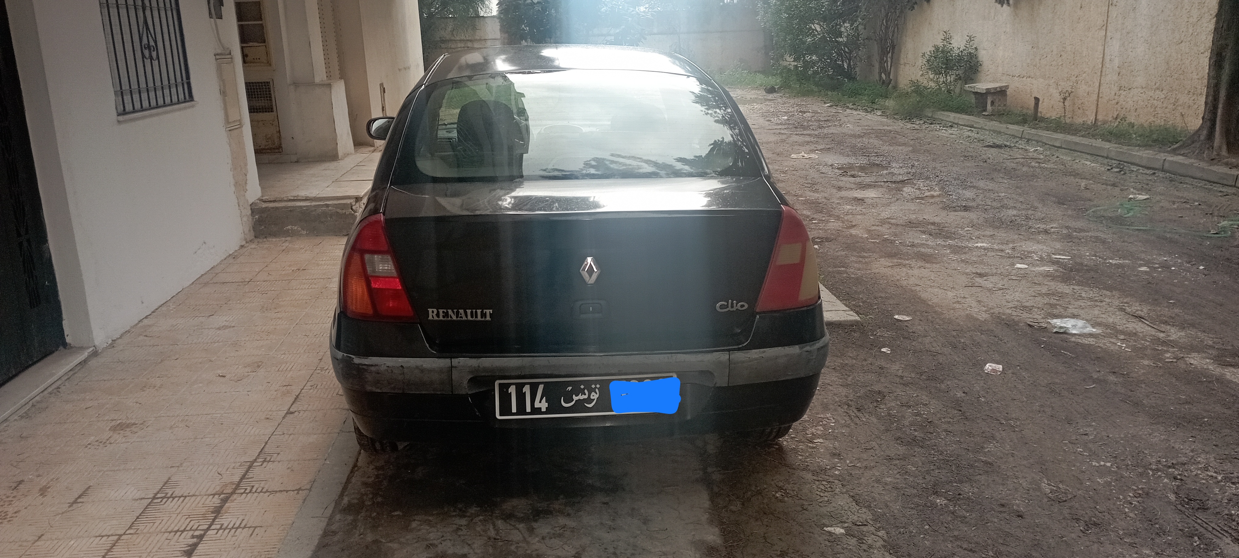 Nouvelle Medina&nbsp;Nouvelle Medina&nbsp;Renault&nbsp;Clio&nbsp;Clio classique tr�s propre d�part � l'�tranger