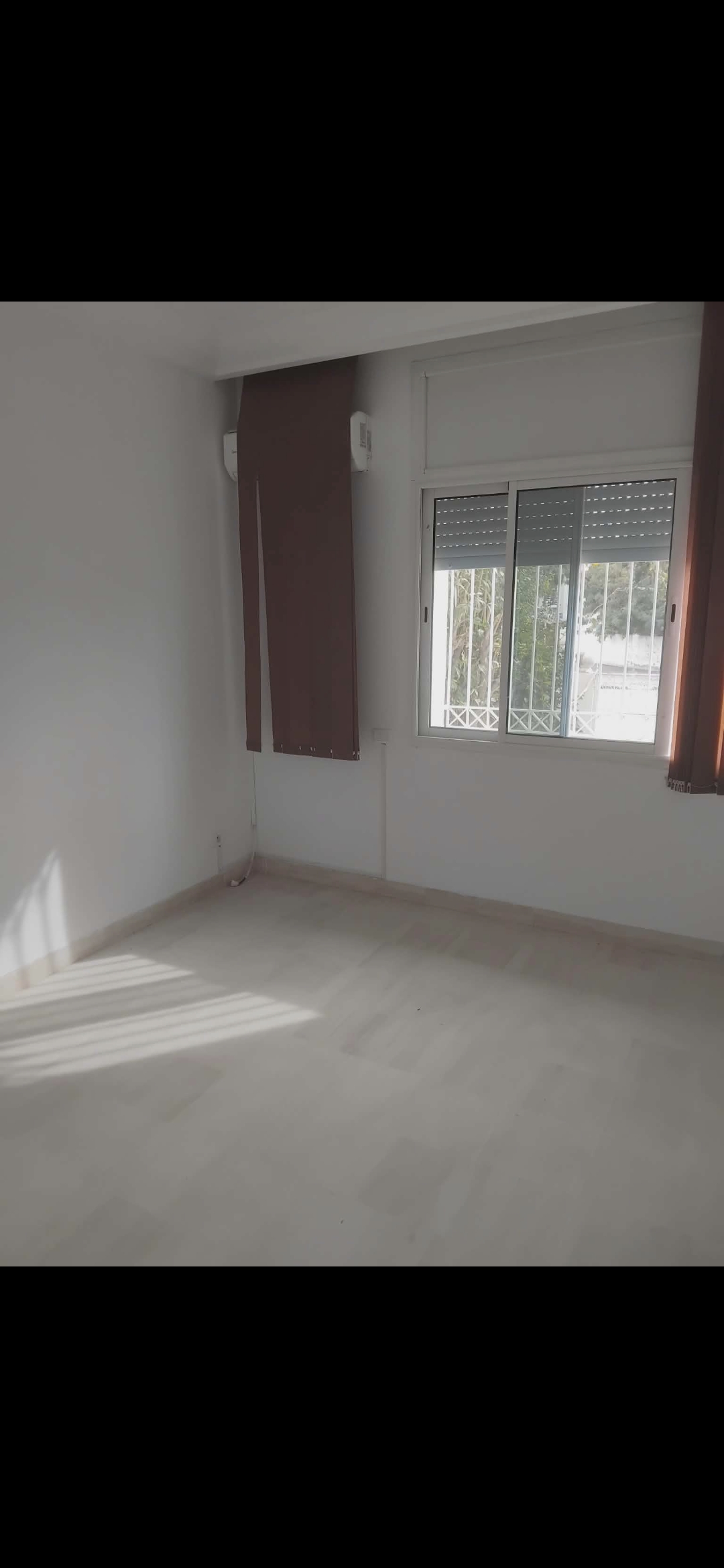 Cite El Khadra&nbsp;Zone urbaine nord&nbsp;Location&nbsp;Appart. 4 pi�ces&nbsp;Bel appartement