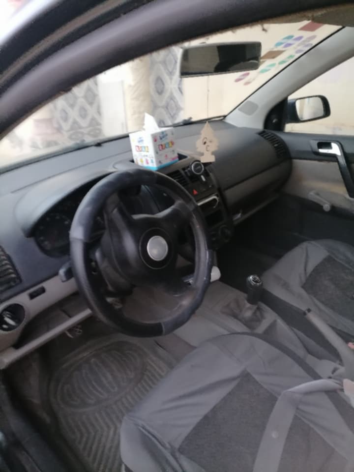 Degueche&nbsp;Cite Nouveau Stade&nbsp;Volkswagen&nbsp;Polo 5&nbsp;Occassion voiture