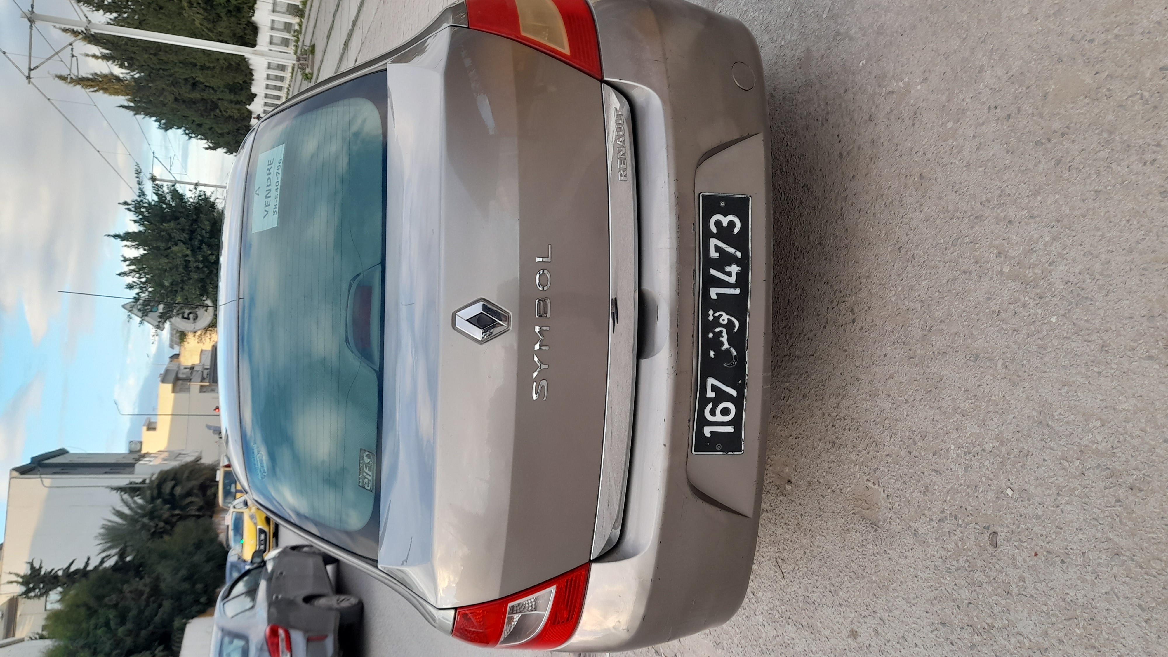 El Mourouj&nbsp;Cite El Wifak&nbsp;Renault&nbsp;Symbol&nbsp;Symbol tr�s propre