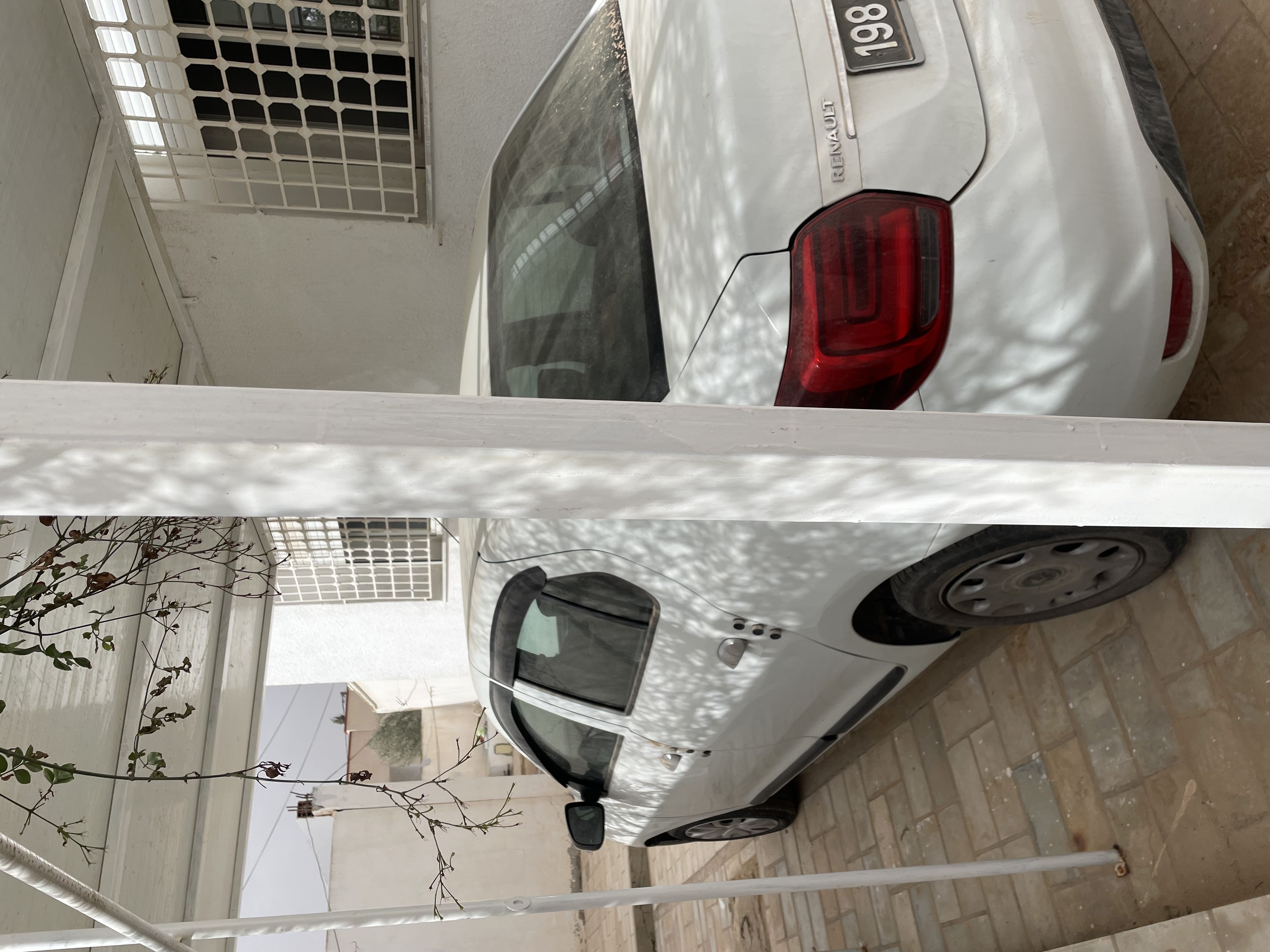 El Metouia&nbsp;Cite El Maya&nbsp;Renault&nbsp;Symbol&nbsp;Renault symbol phase 2