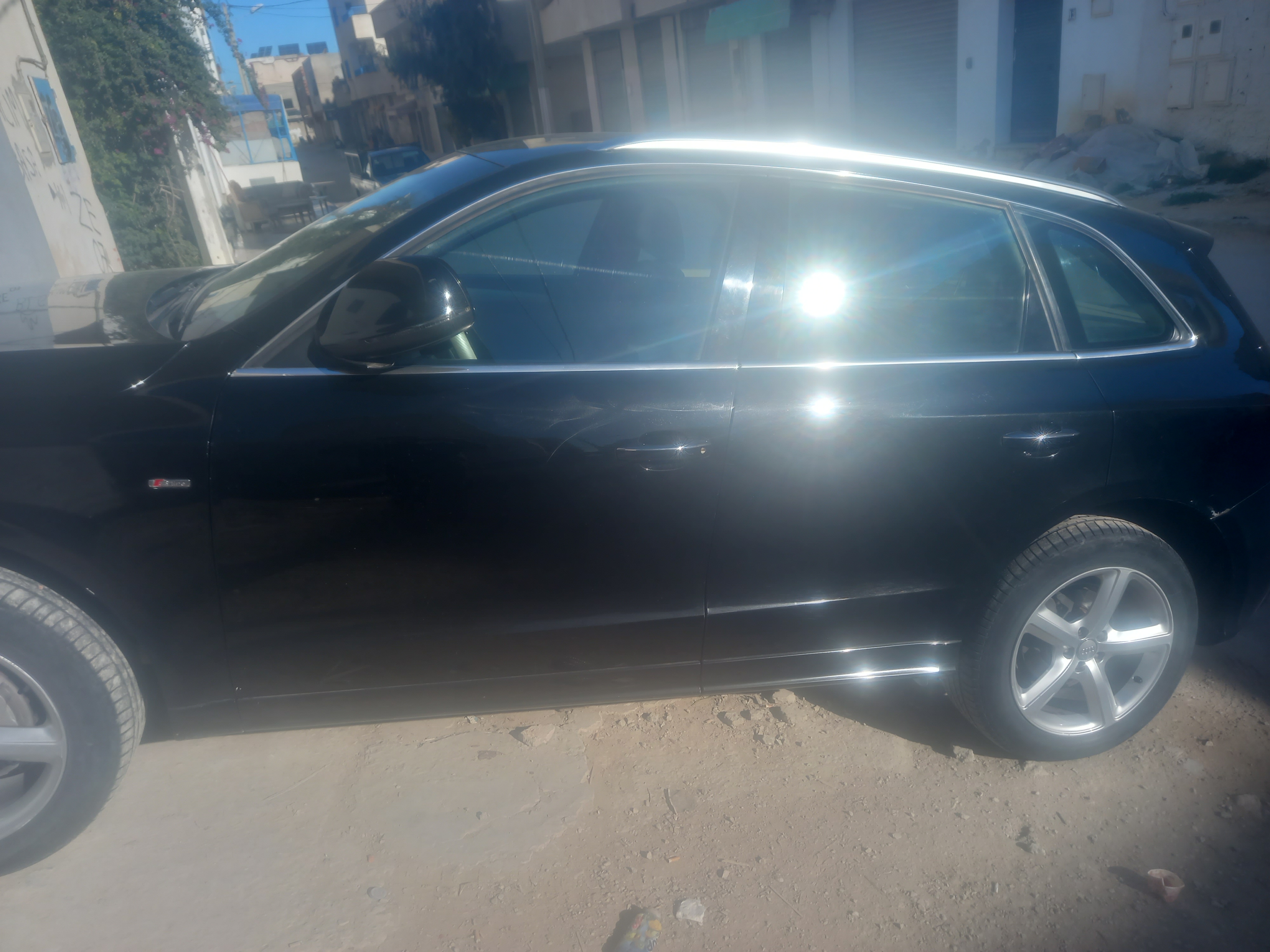 Ariana Ville&nbsp;Ariana&nbsp;Audi&nbsp;Q5�&nbsp;Q5 s line noir