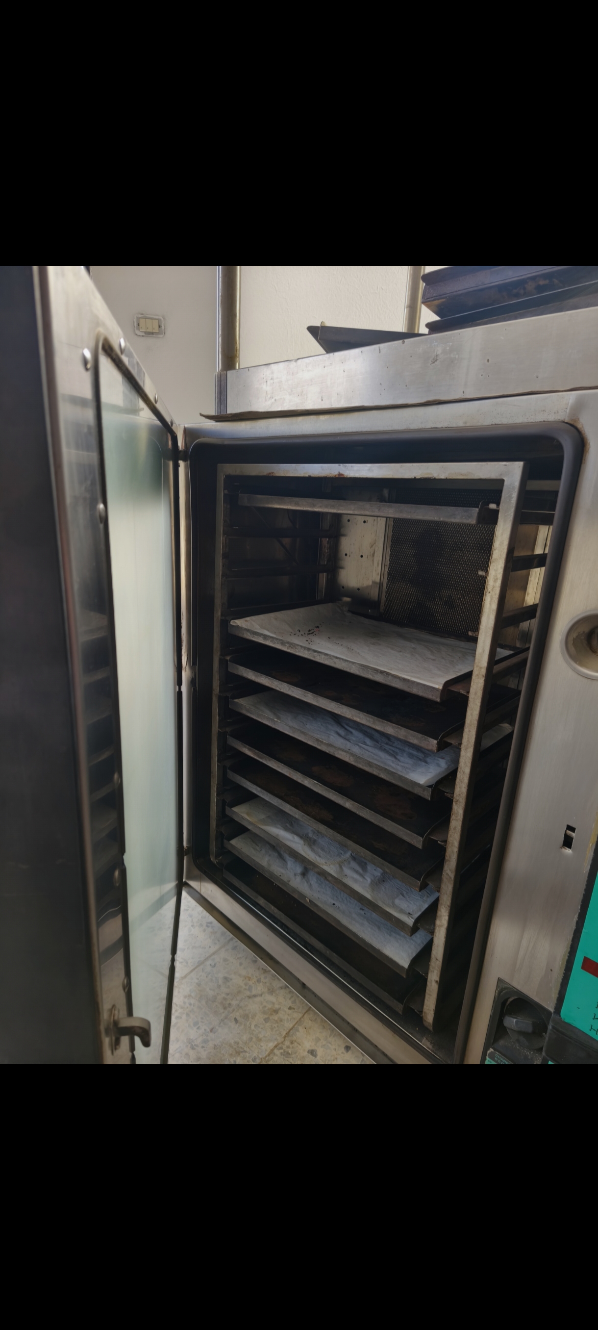 Ksibet El Mediouni&nbsp;Cite Ennadhour 2&nbsp;Four encastrable&nbsp;Autre&nbsp;Four professionnel �lectrique