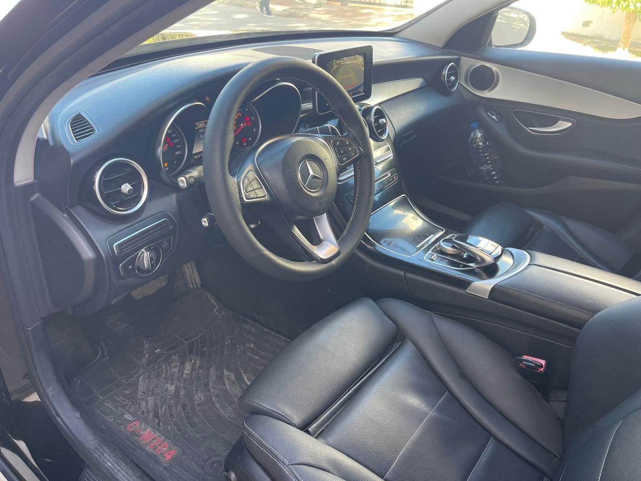 Ariana Ville&nbsp;Cite Ennasr 2&nbsp;Mercedes&nbsp;C&nbsp;Superbe mercedes class c