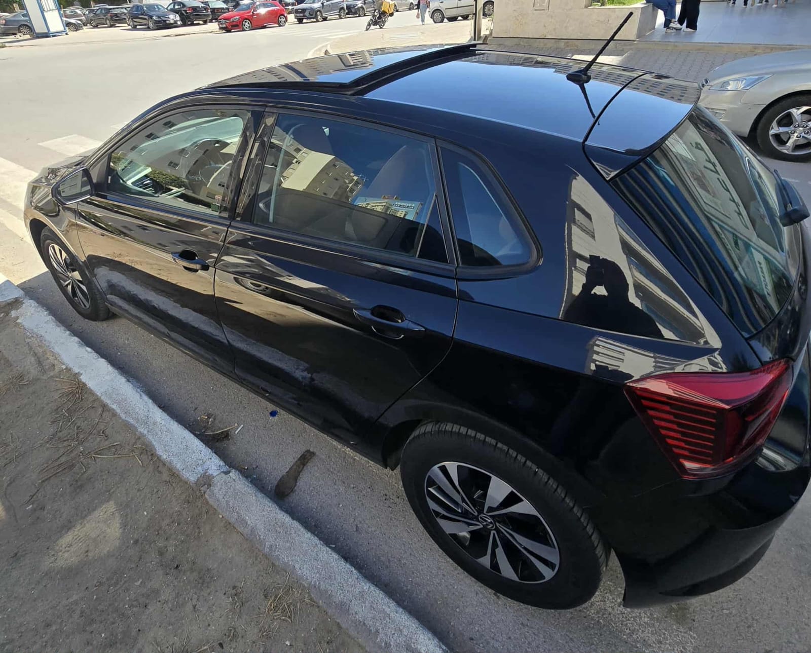 Cite El Khadra&nbsp;Zone urbaine nord&nbsp;Volkswagen&nbsp;Autre Mod�le&nbsp;Polo 8 prestige