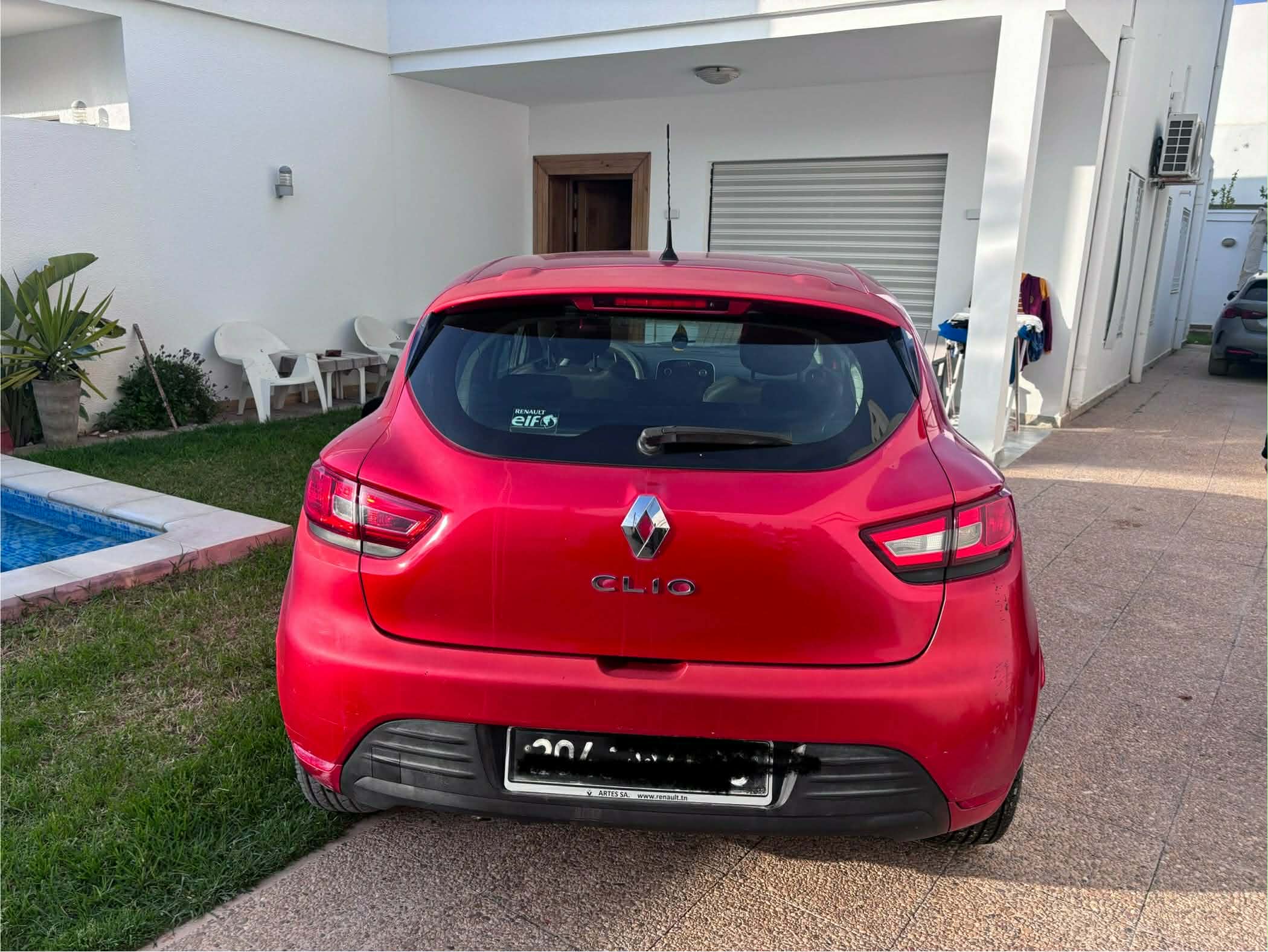 La Soukra&nbsp;Chotrana 3&nbsp;Renault&nbsp;Clio&nbsp;1ere main en tr�s bon etat