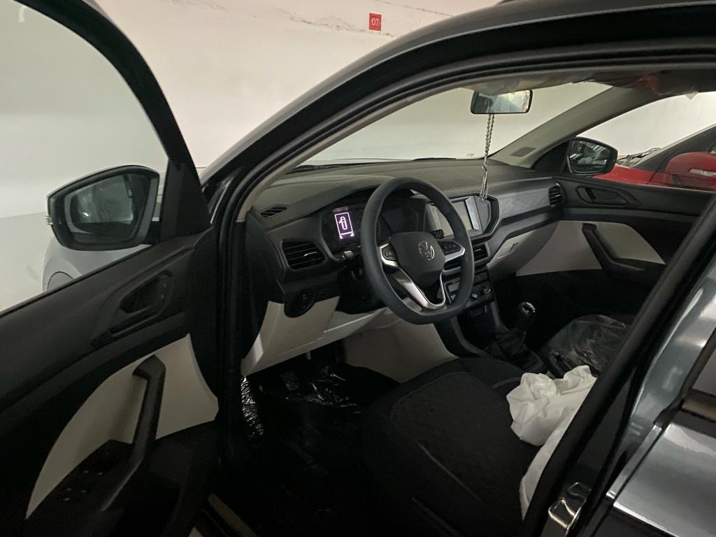 Ariana Ville&nbsp;El Menzah 5&nbsp;Volkswagen&nbsp;Autre Mod�le&nbsp;Tcross tsi confortline neuve