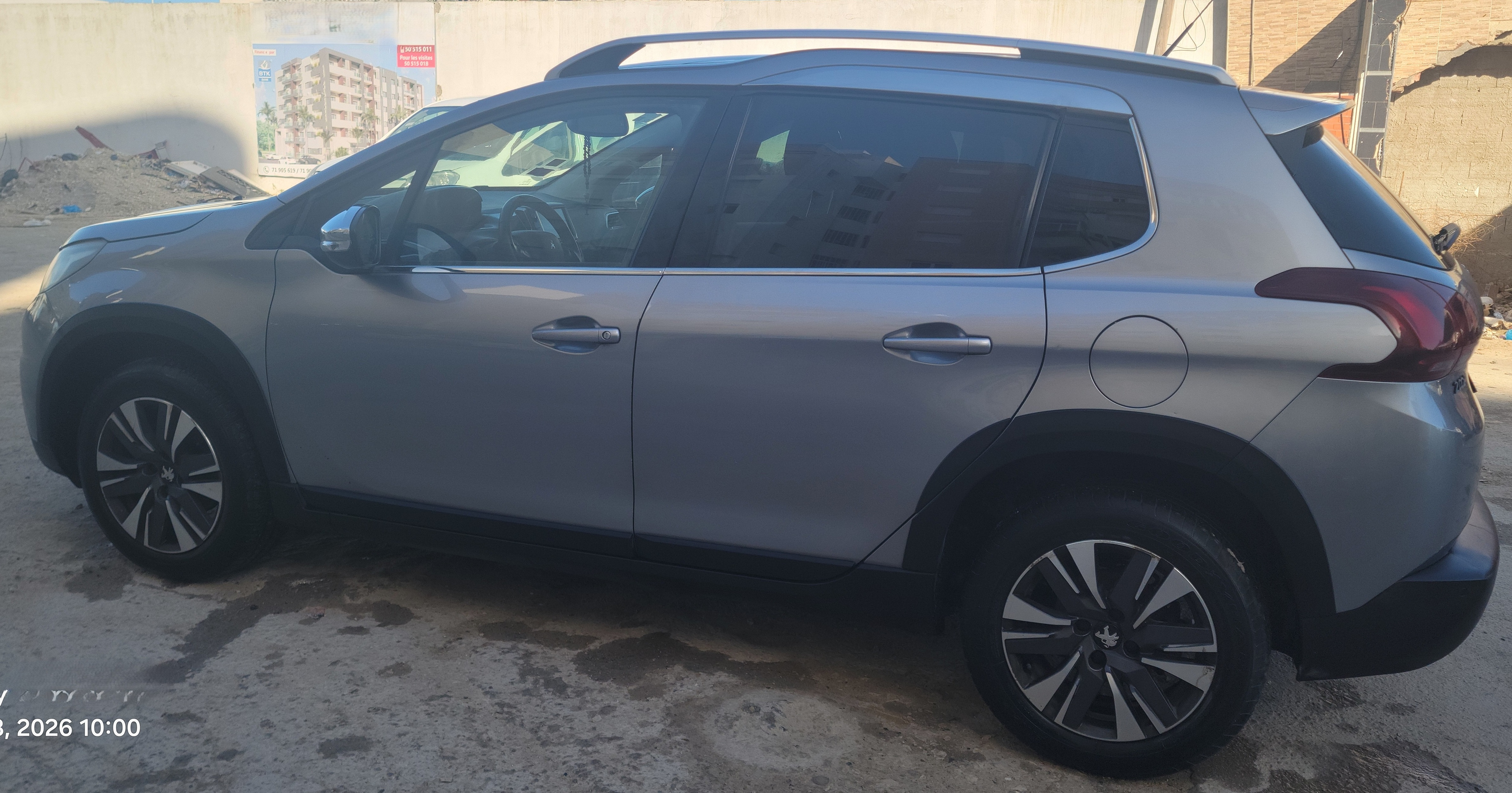 Ain Zaghouan&nbsp;Ain Zaghouan&nbsp;Peugeot&nbsp;Autre Mod�le&nbsp;Femme vend peugeot 2008 1point2 5cv