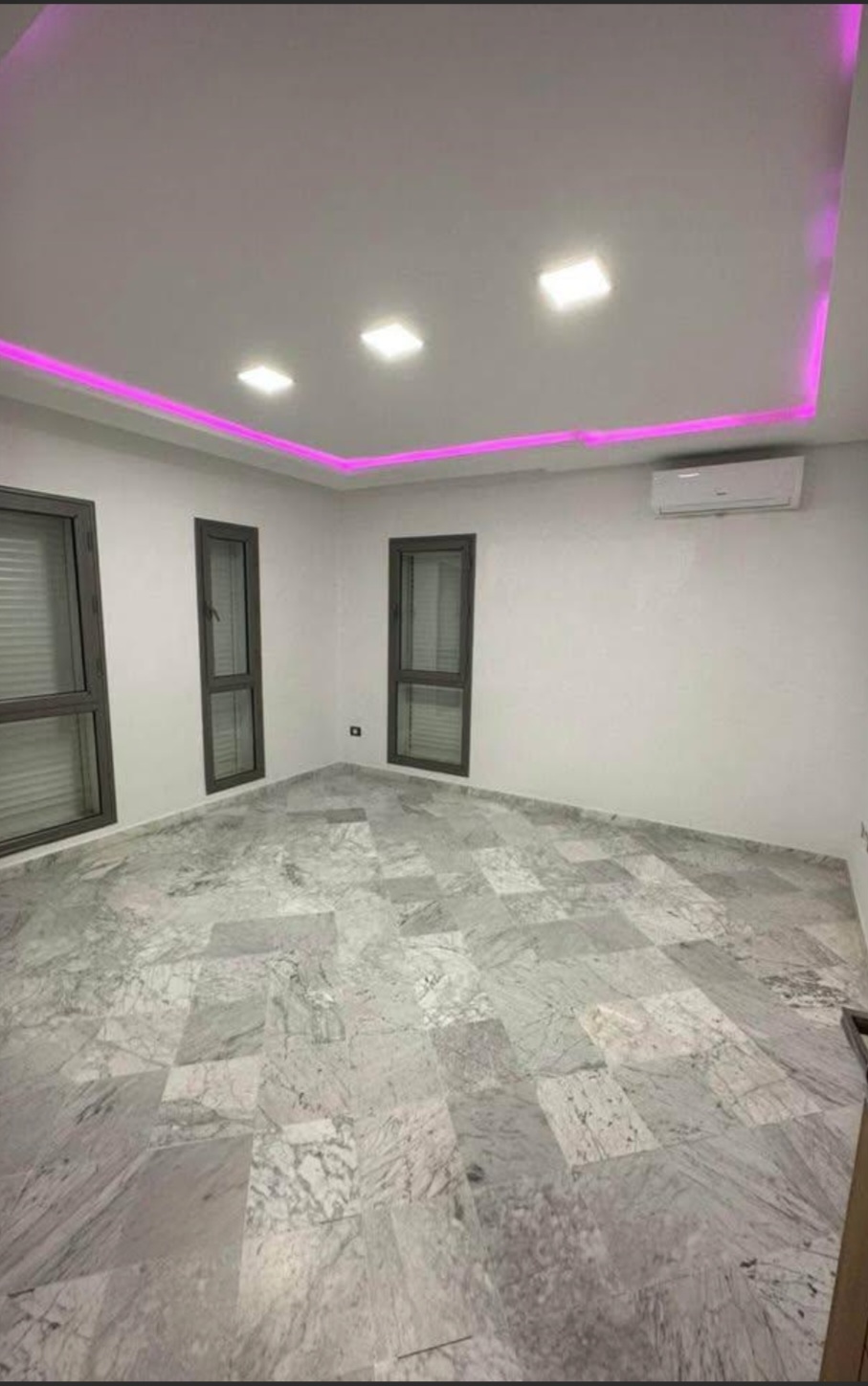 El Menzah&nbsp;El Manar 1&nbsp;Bureaux & Commerces&nbsp;Bureau&nbsp;Bureau h3 a manar 1