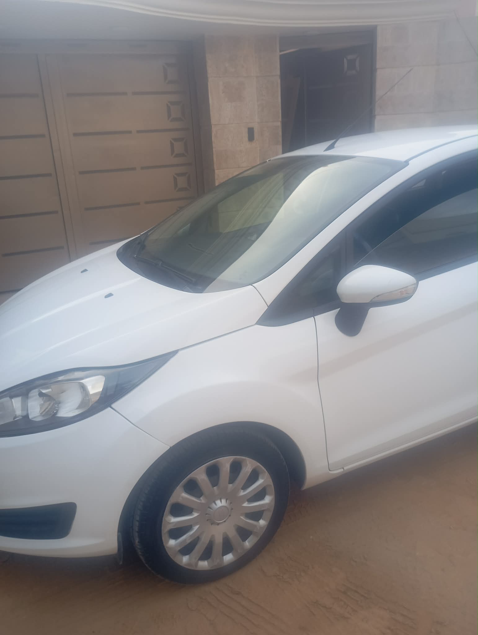 Sakiet Ezzit&nbsp;Sakiet Ezzit&nbsp;Ford&nbsp;Fiesta&nbsp;Voiture 1�re main