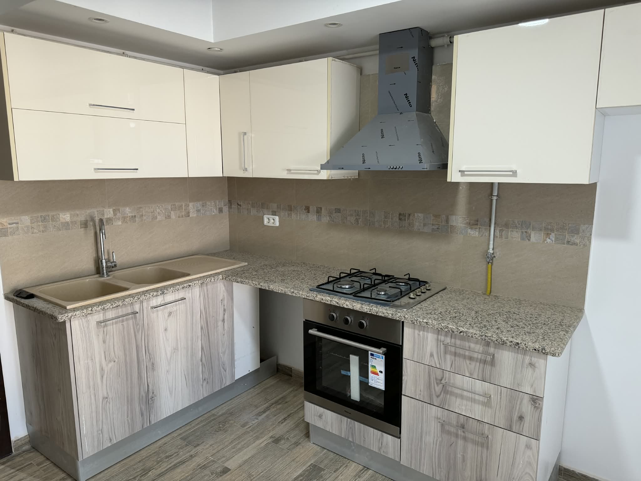 Sfax Sud&nbsp;Merkez Sahnoun&nbsp;Location&nbsp;Appart. 2 pi�ces&nbsp;Appartement  sur la route principale gr�mda sfax